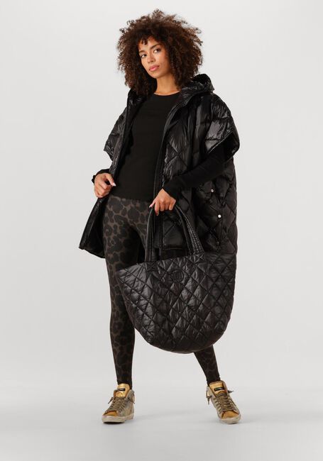 DEBLON SPORTS Veste matelassé CARICE CAPE en noir - large