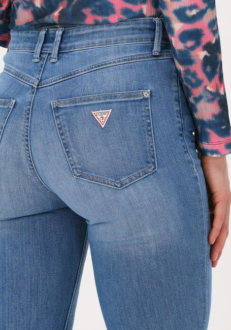 GUESS Skinny jeans 1981 SKINNY en bleu - large