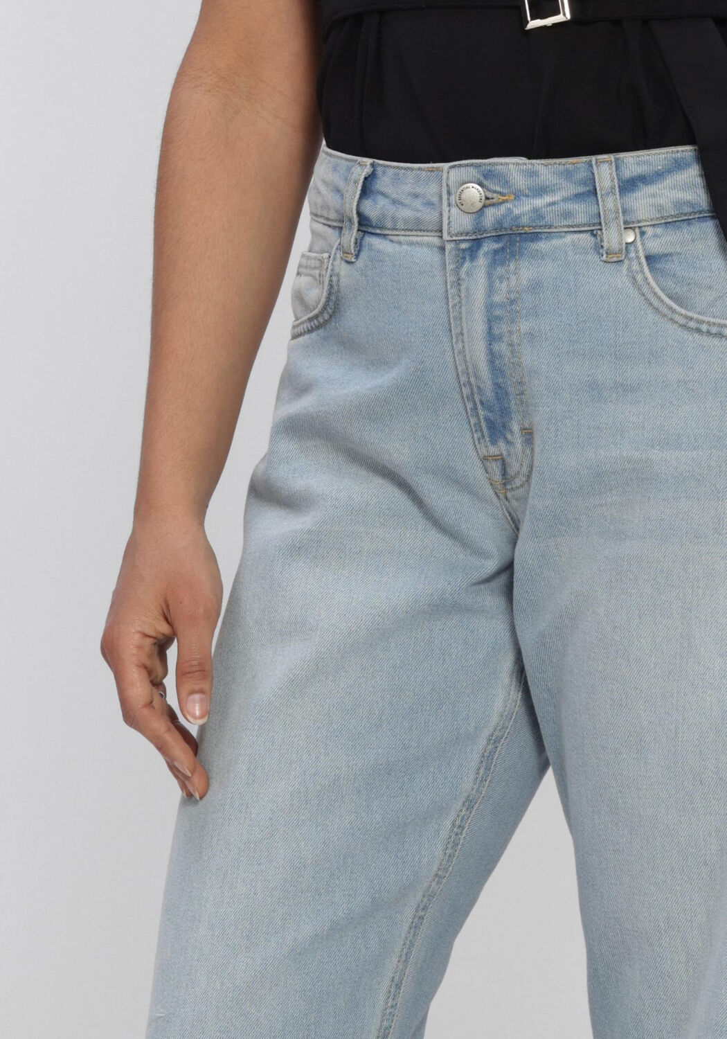 Lichtblauwe MY ESSENTIAL WARDROBE Jeans BALOOMW 139 HIGH BARREL - large