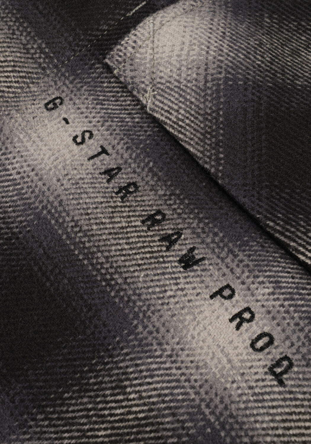 G-STAR RAW Surchemise MYSTERIOUS OVERSHIRT en beige - large