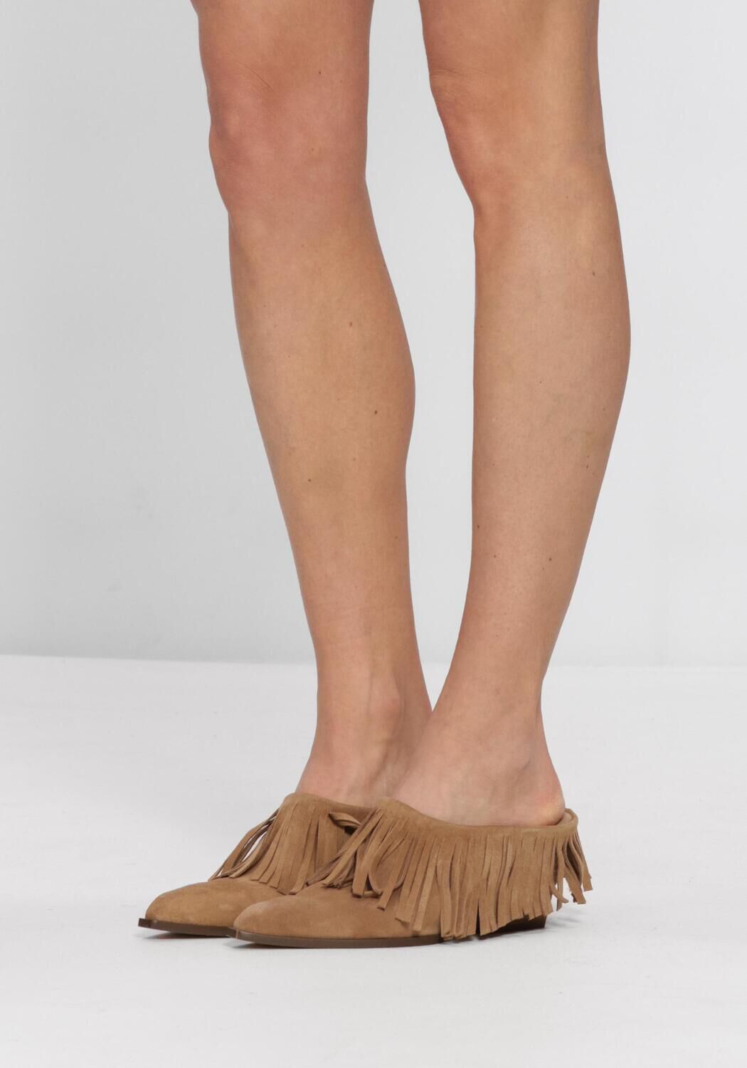 TORAL DAWA Chaussures &agrave; enfiler en camel - large