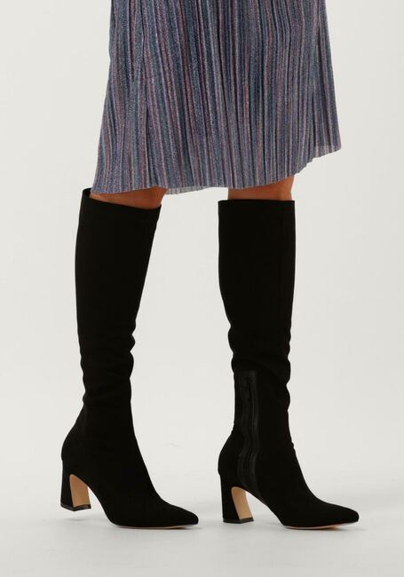 Zwarte NOTRE-V  102\42 Zwarte NOTRE-V  102\42 - large