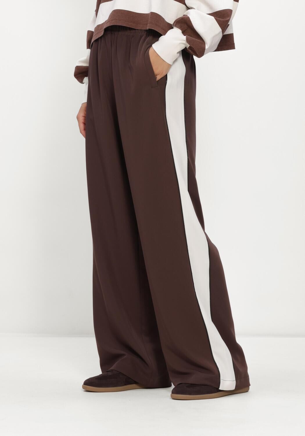 CATWALK JUNKIE Pantalon large TRACKSUIT TROUSERS WITH PIPING en marron - large
