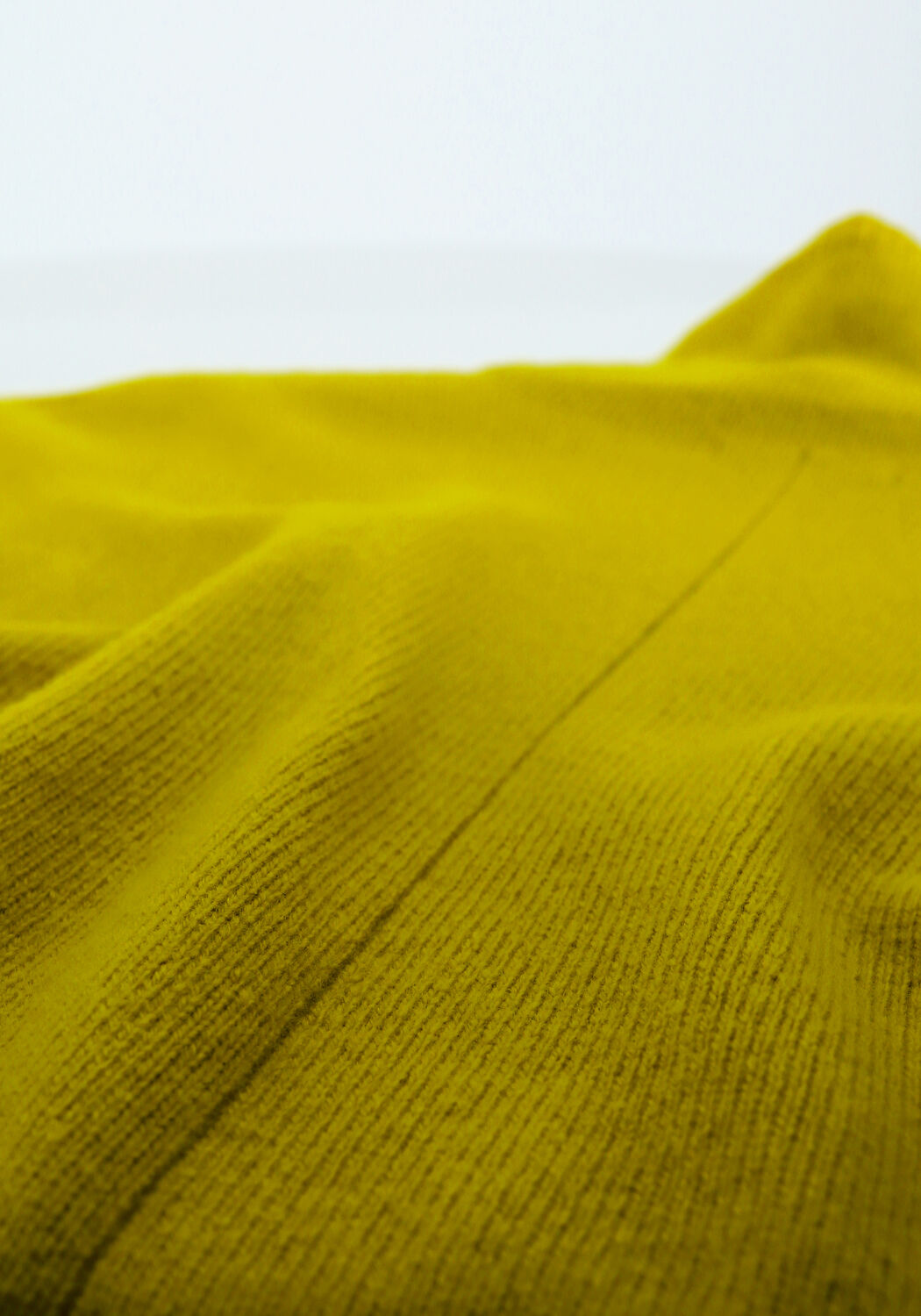 DRYKORN Col roul&eacute; LIORA en jaune - large