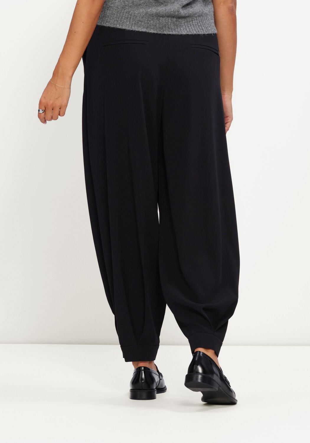 Zwarte MAC Wijde broek 0231 FLOATING CREPE - large