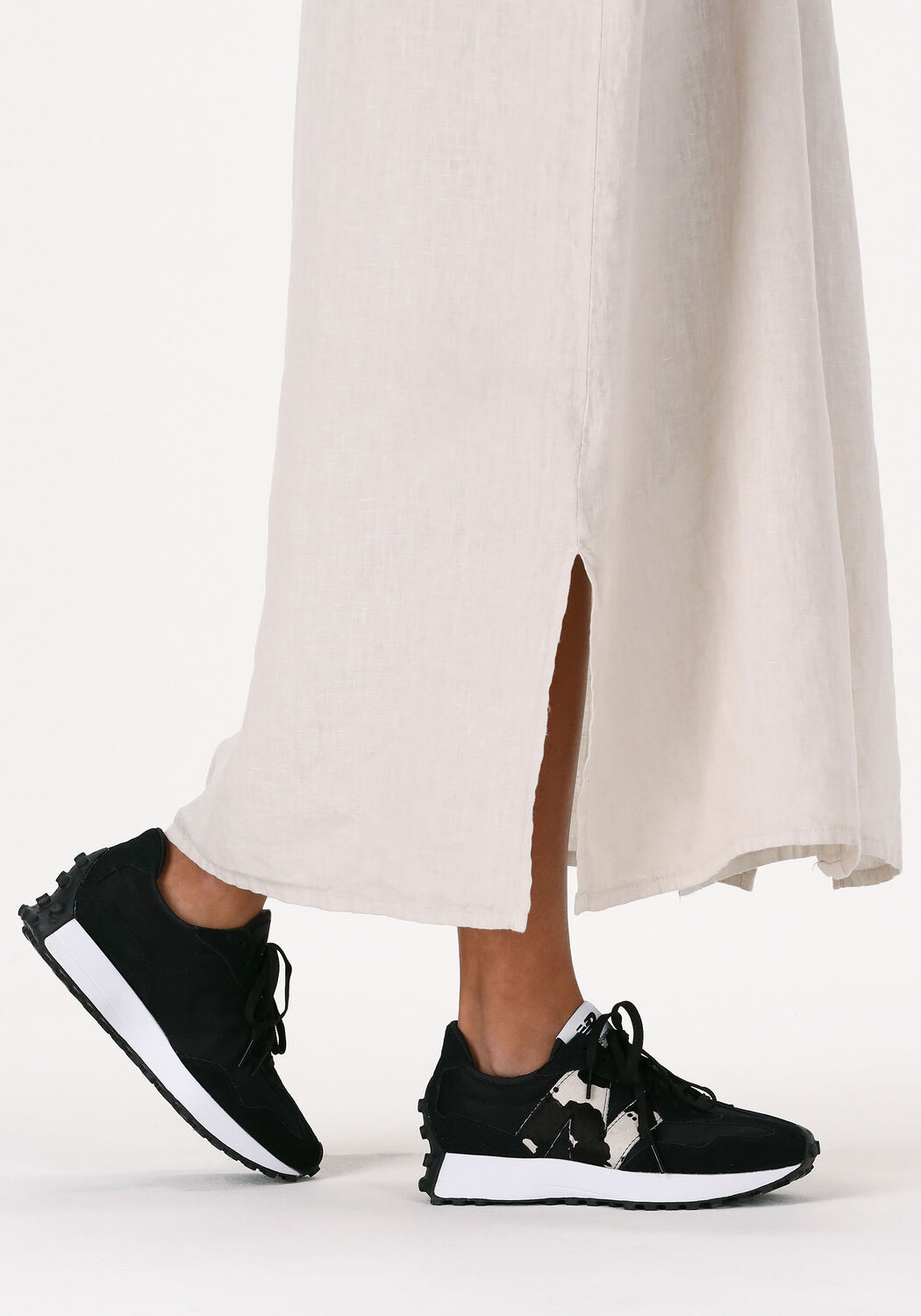 NEW BALANCE Baskets basses WS327 en noir - large