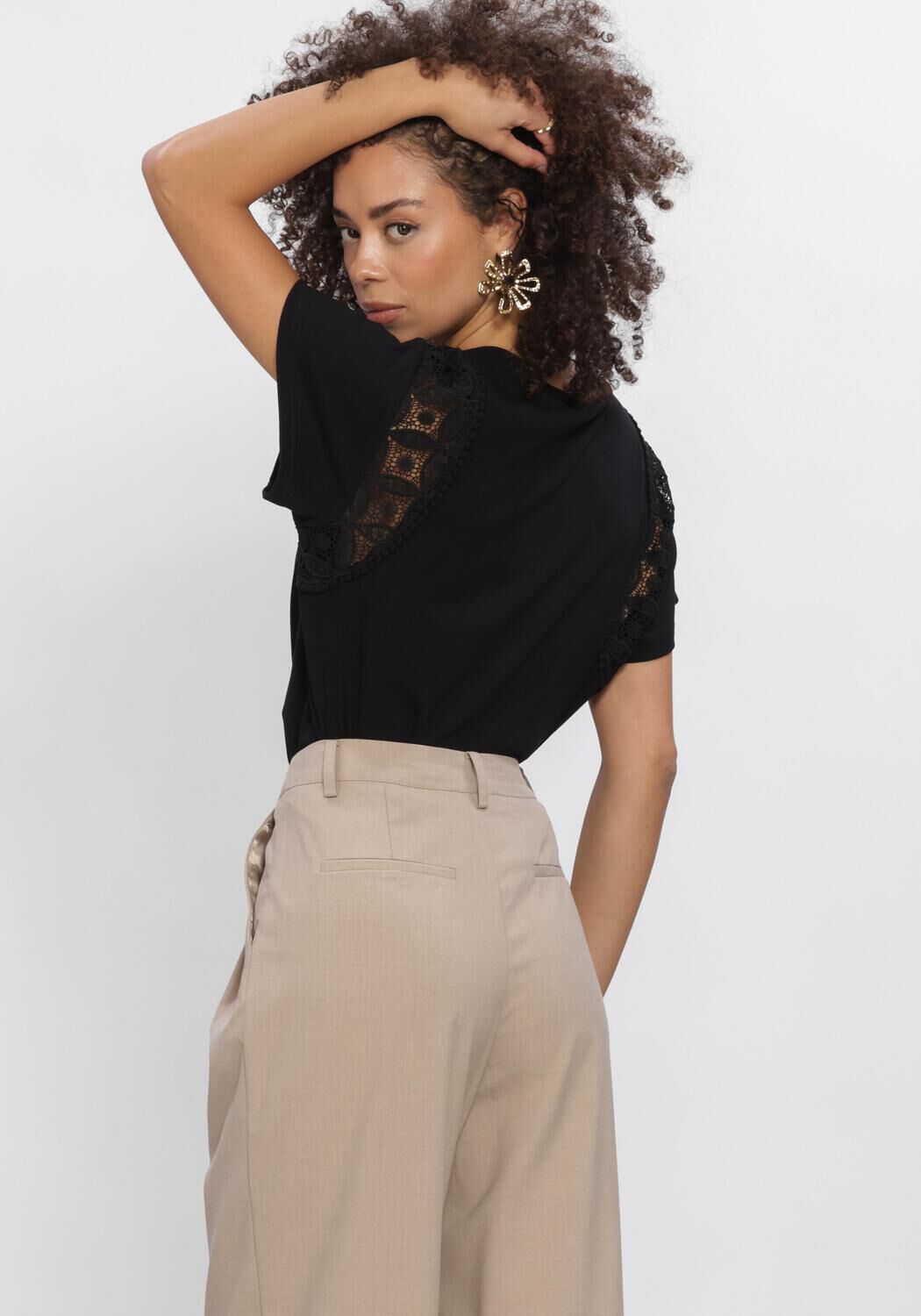 AAIKO CEYDA CO 177 Blouses en noir - large