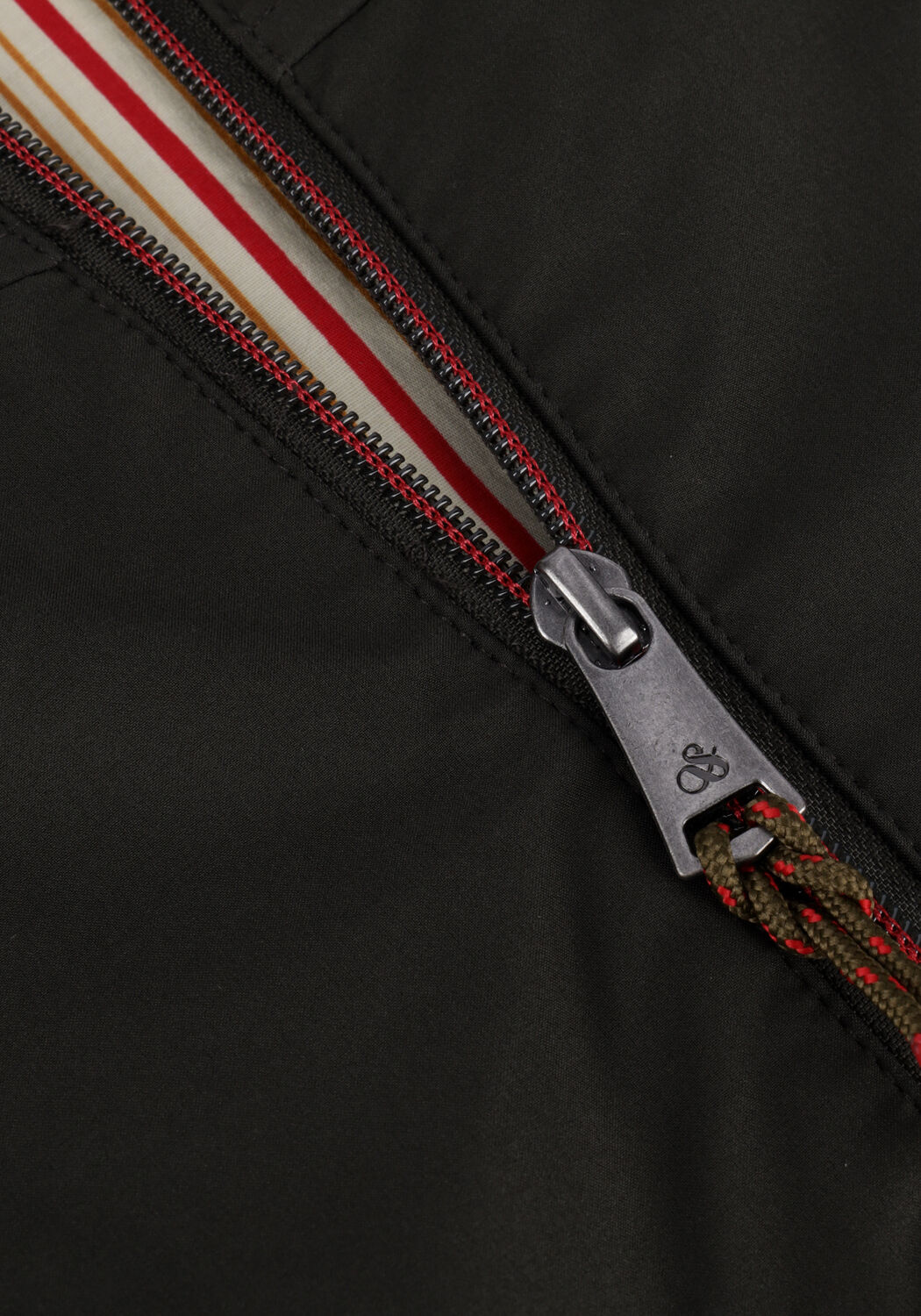 SCOTCH & SODA Jack CLASSIC HOODED SHORT SOFT-SHELL NYLON JACKET en vert - large