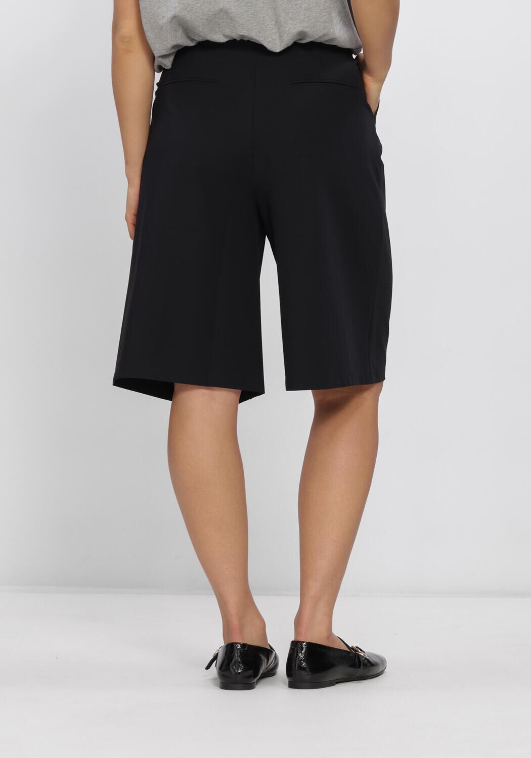 PENN & INK Pantalon courte SHORTS en noir - large