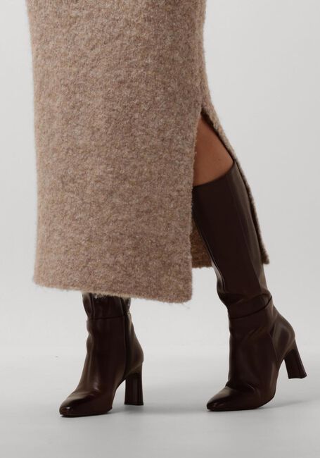 Bruine UNISA  WOLCOT Bruine UNISA  WOLCOT - large