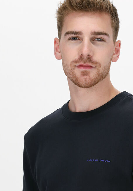 TIGER OF SWEDEN Chandail EMERSON en bleu - large