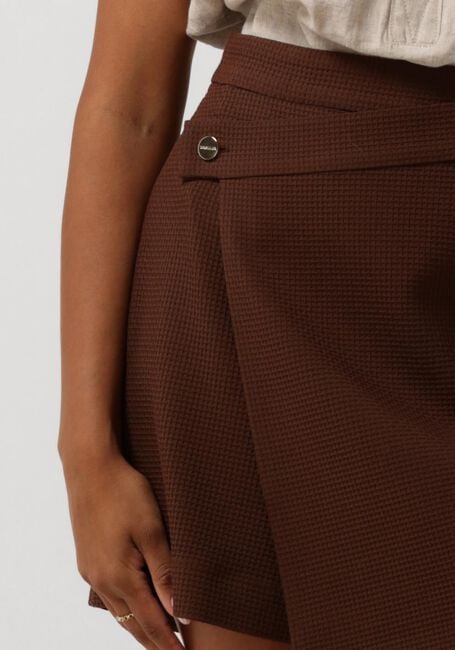 VANILIA Pantalon courte WAFEL CLEAN SKORT en marron - large