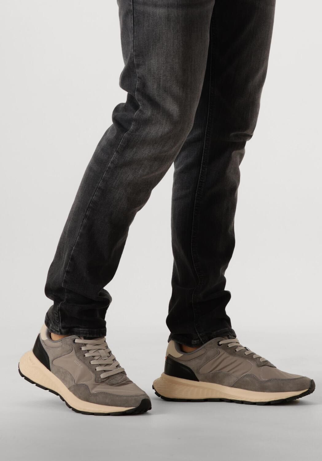 THE HOFF BRAND Baskets basses MANILA II en taupe - large