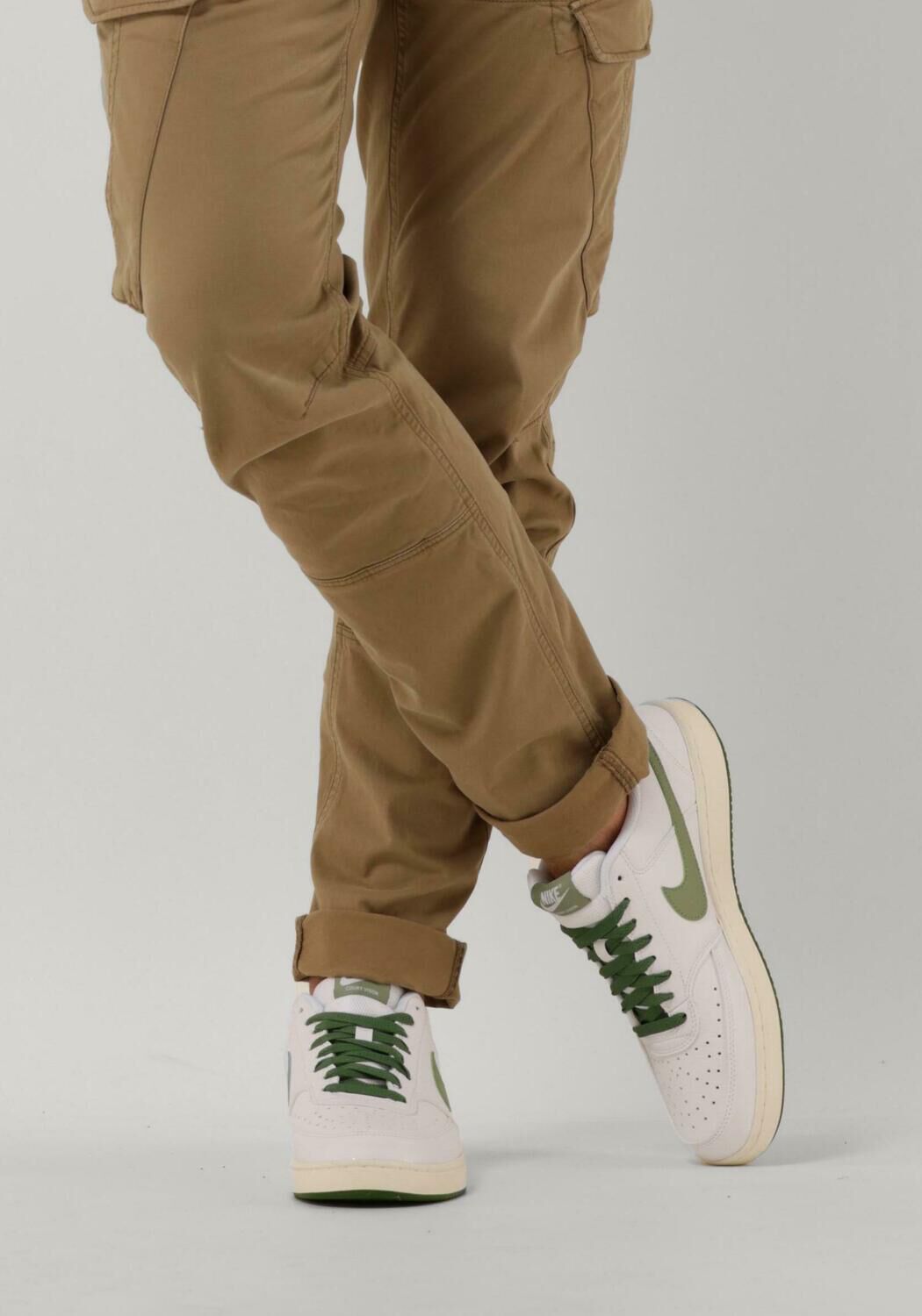 Witte NIKE Sneakers COURT VISION LOW - large