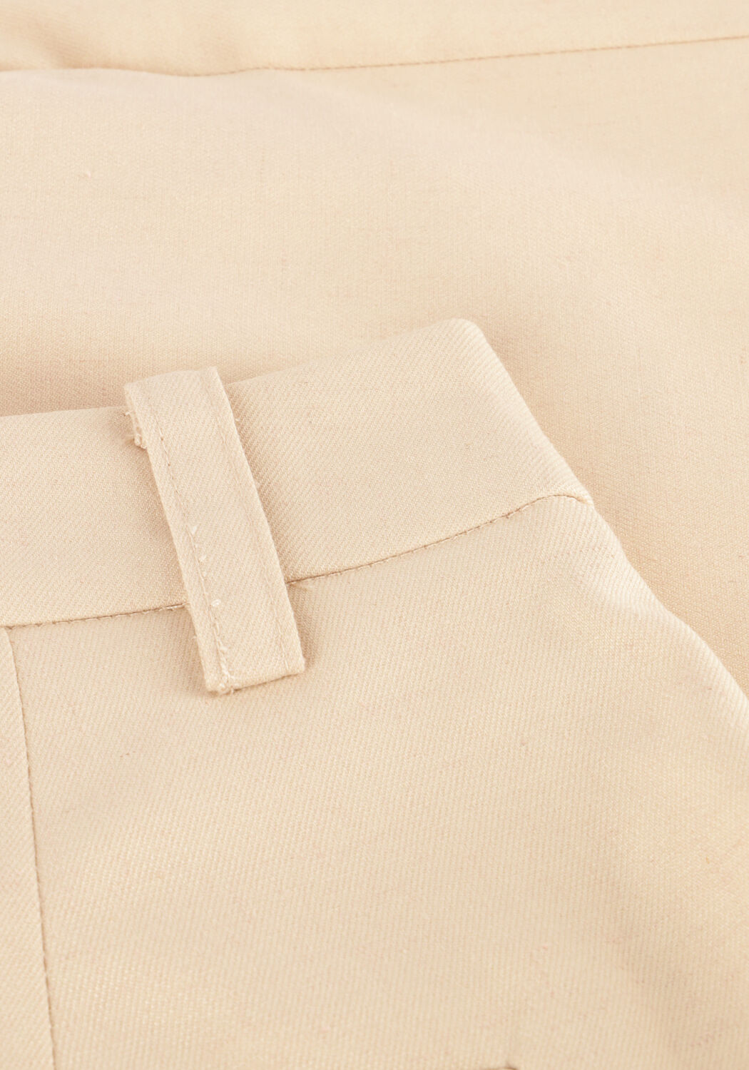 MODSTR&Ouml;M Pantalon courte NORMAMD SHORT en beige - large