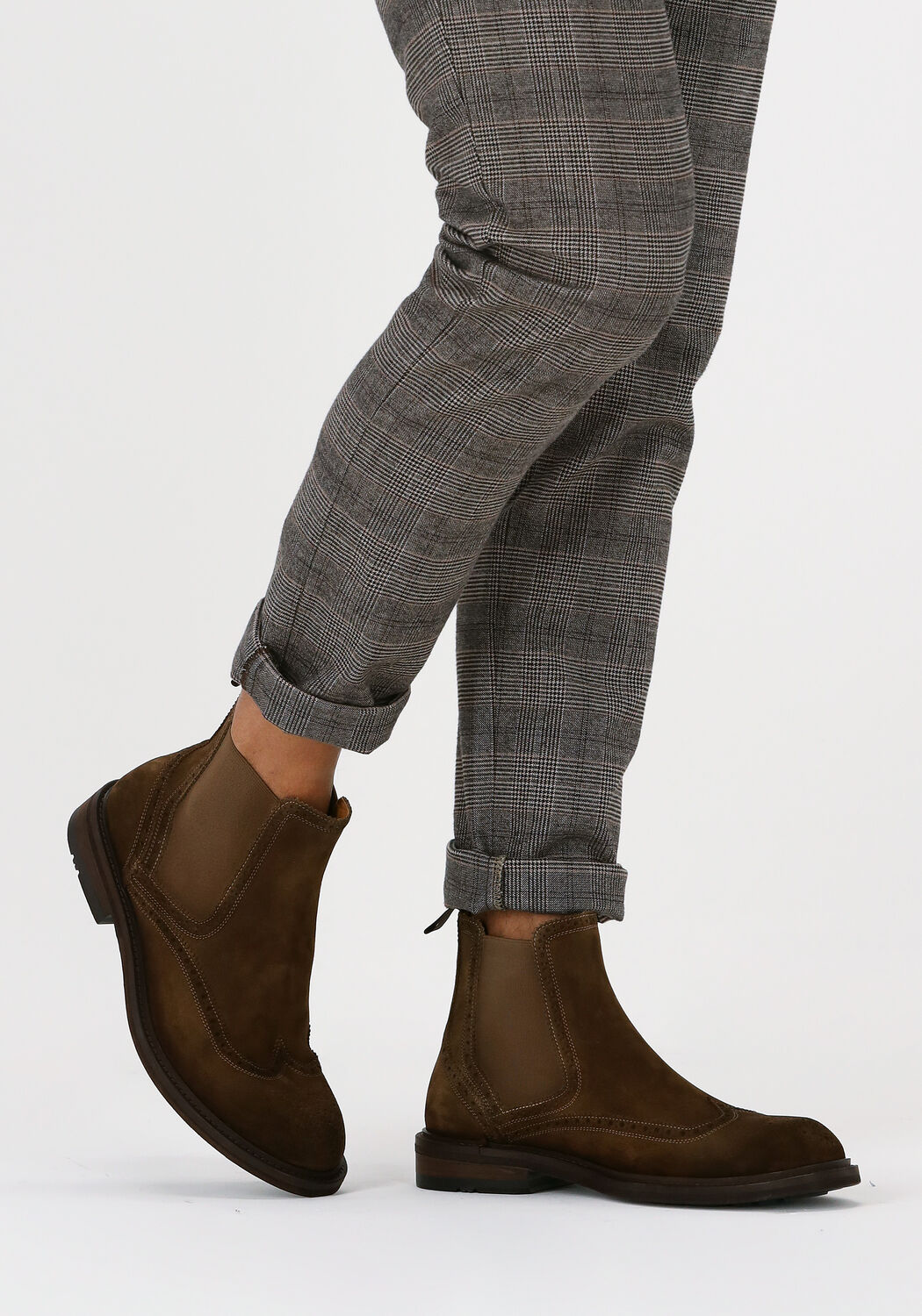 Bruine MAGNANNI 24002 Omoda