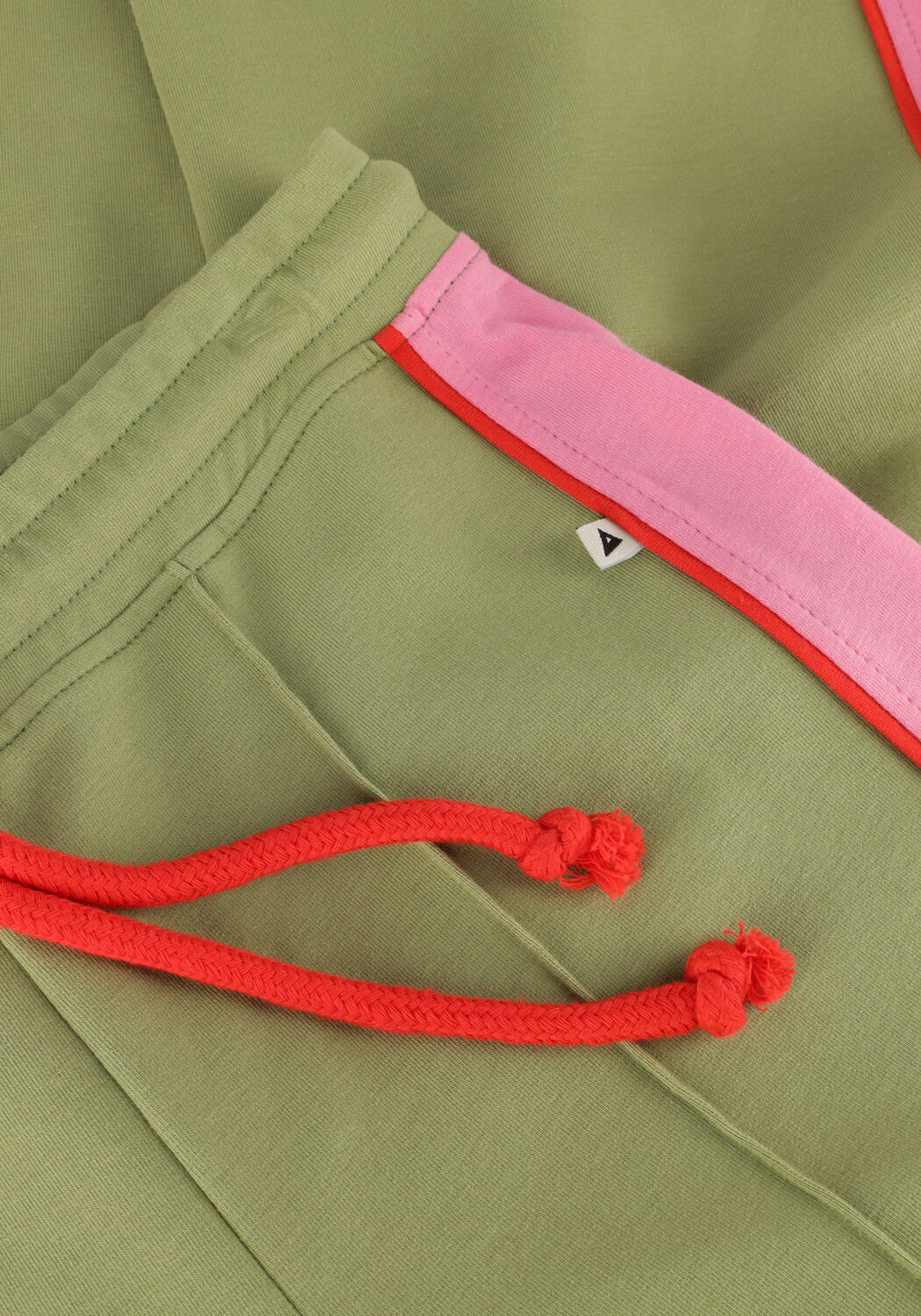 AMMEHOELA Pantalon SAM en vert - large