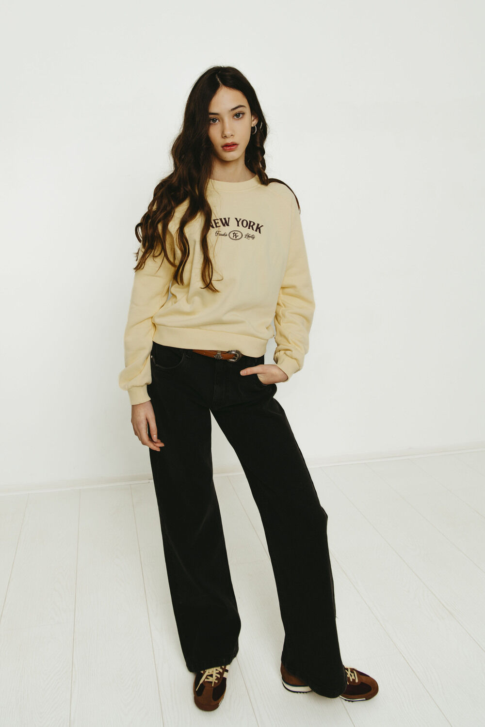 Gele FRANKIE & LIBERTY Trui TACEY SWEATSHIRT NEW YORK - large