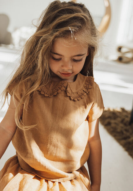 BAJE STUDIO Haut SHORTSLEEVE en camel - large