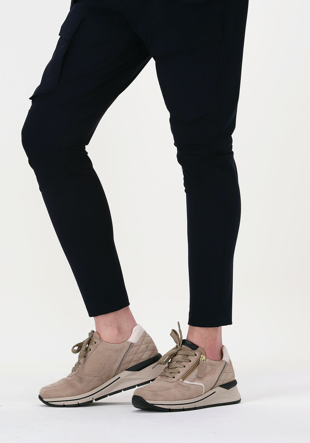 Beige GABOR Sneakers 588 - large