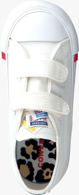 Witte CONVERSE Lage sneakers CHUCK TAYLOR ALL STAR 2V OX KI - large