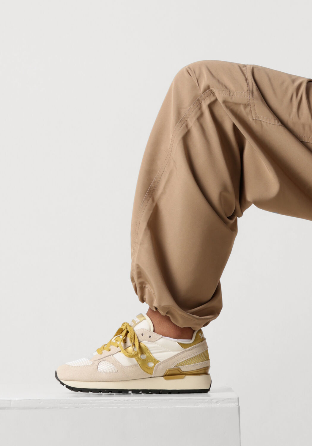 Gouden SAUCONY Sneakers SHADOW ORIGINAL - large