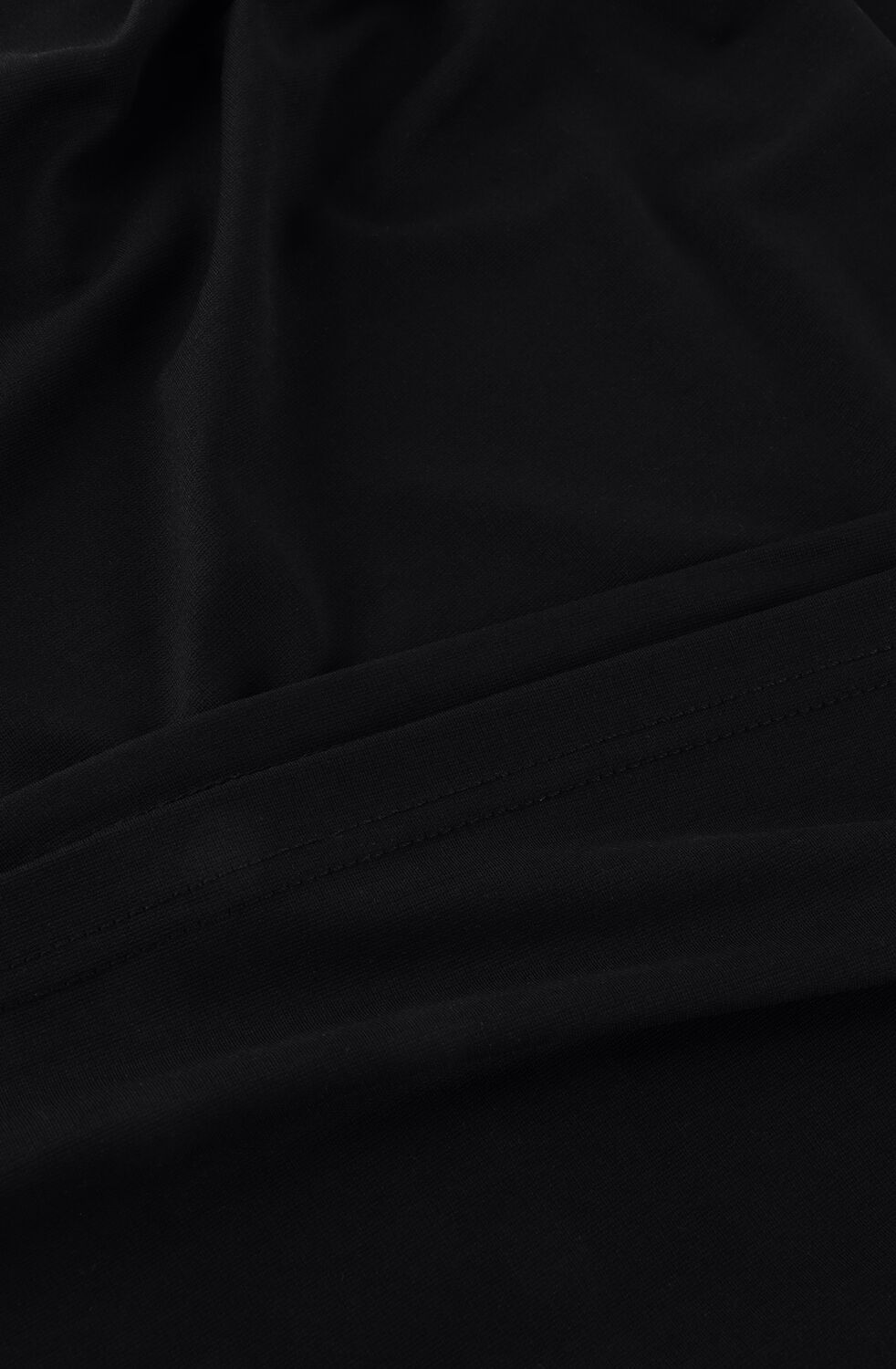 SELECTED WOMEN Haut SLFMOLLY SS TOP en noir - large