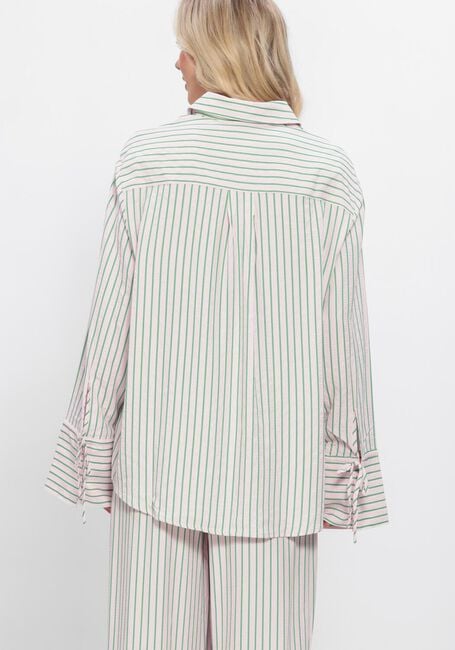 EDITED JURI SHIRT Blouses en rose - large