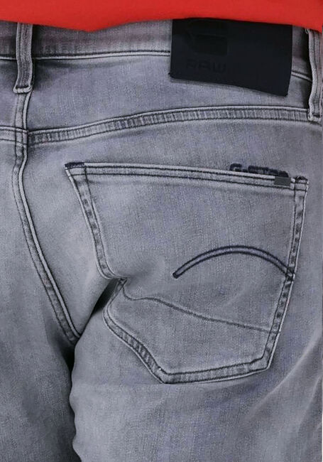 G-STAR RAW Pantalon courts 3301 SLIM SHORT en gris - large