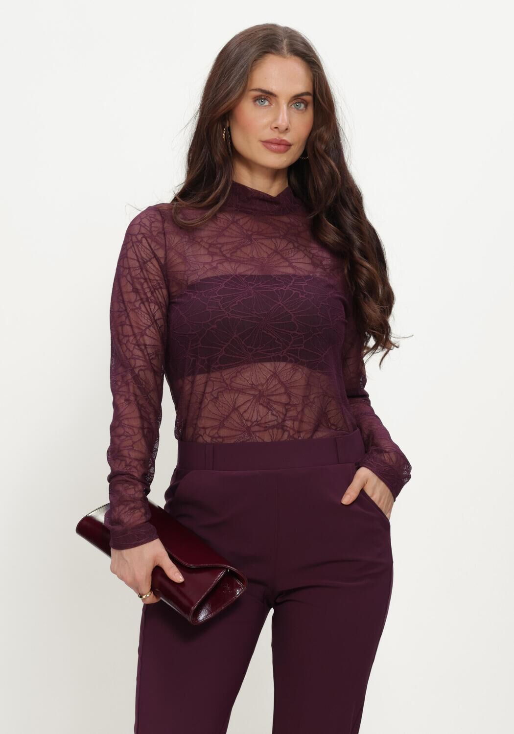 STUDIO ANNELOES Haut Reagan high neck lace top en violet