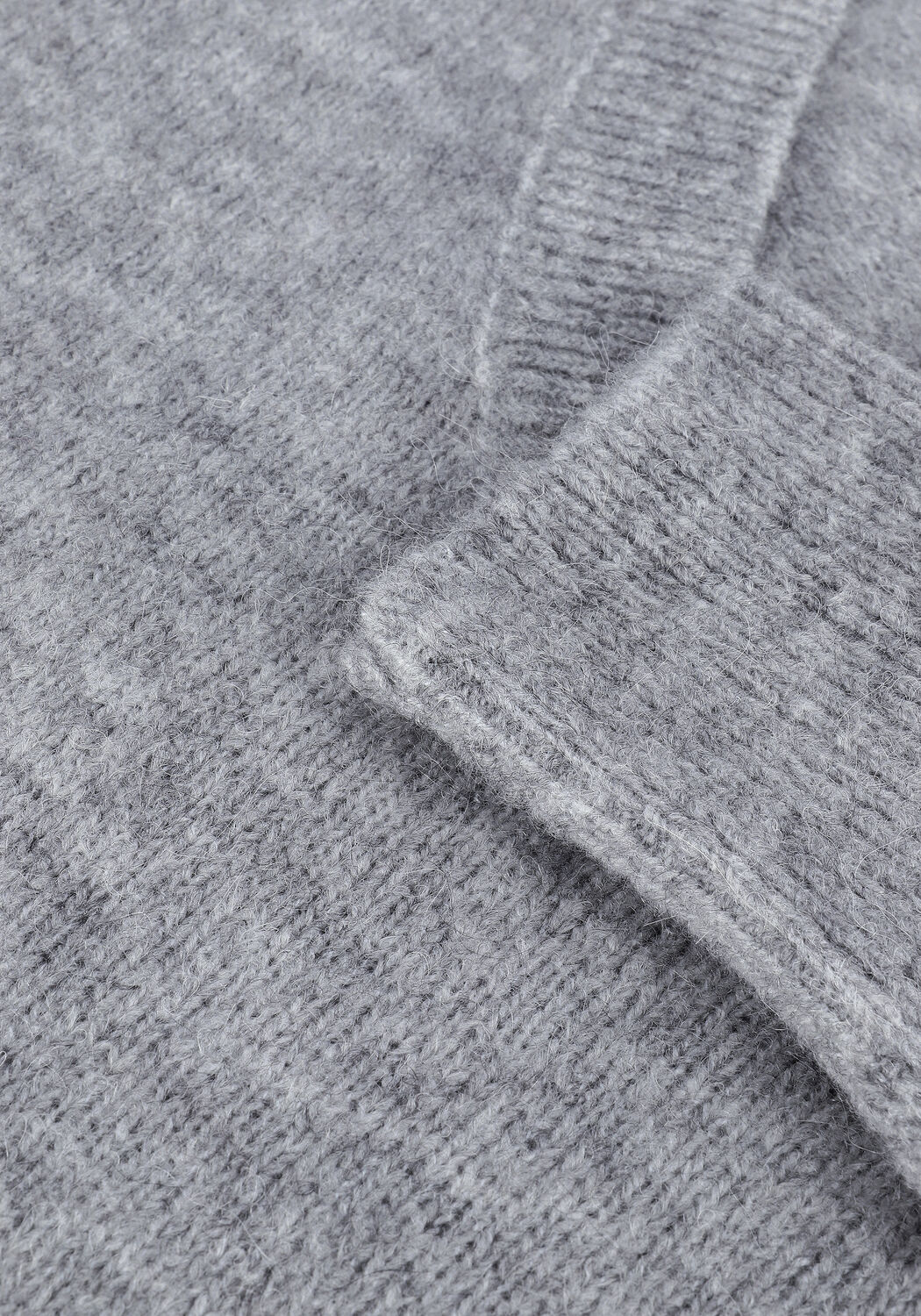 Grijze SUMMUM Trui V-NECK SWEATER SOFT WOOL - large