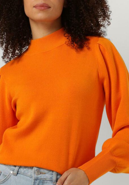 Y.A.S. Pull YASFONNY LS KNIT PULLOVER en orange - large