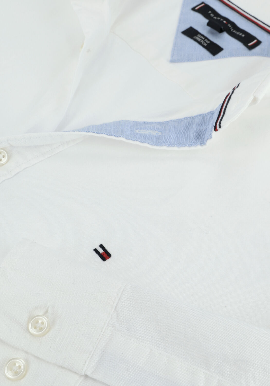 TOMMY HILFIGER Chemise d&eacute;contract&eacute; CORE STRETCH SLIM OXFORD SHIRT en blanc - large