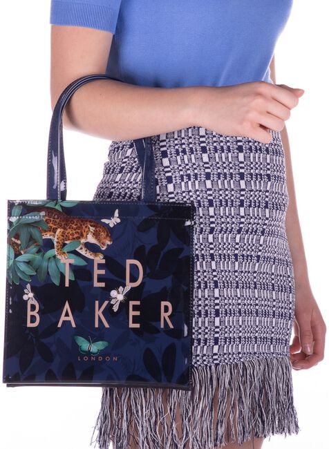 TED BAKER Sac à main VALECON en bleu  - large