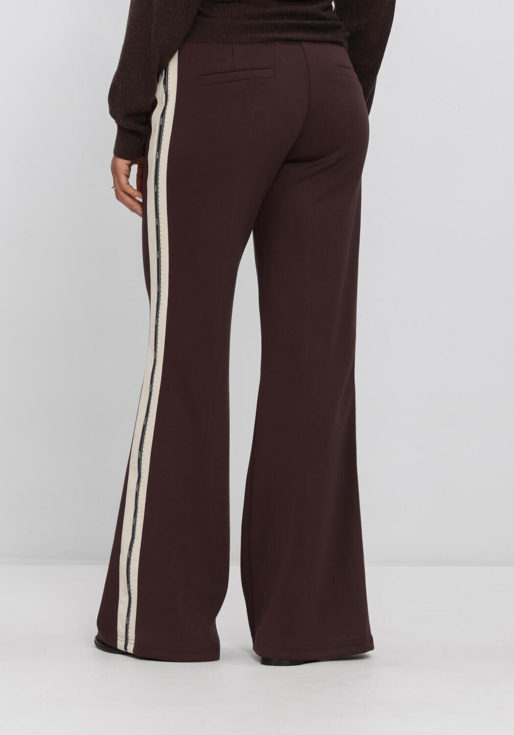 Bruine AIMEE THE LABEL Broeken/jumpsuits ICELANDW6 PANTS - large