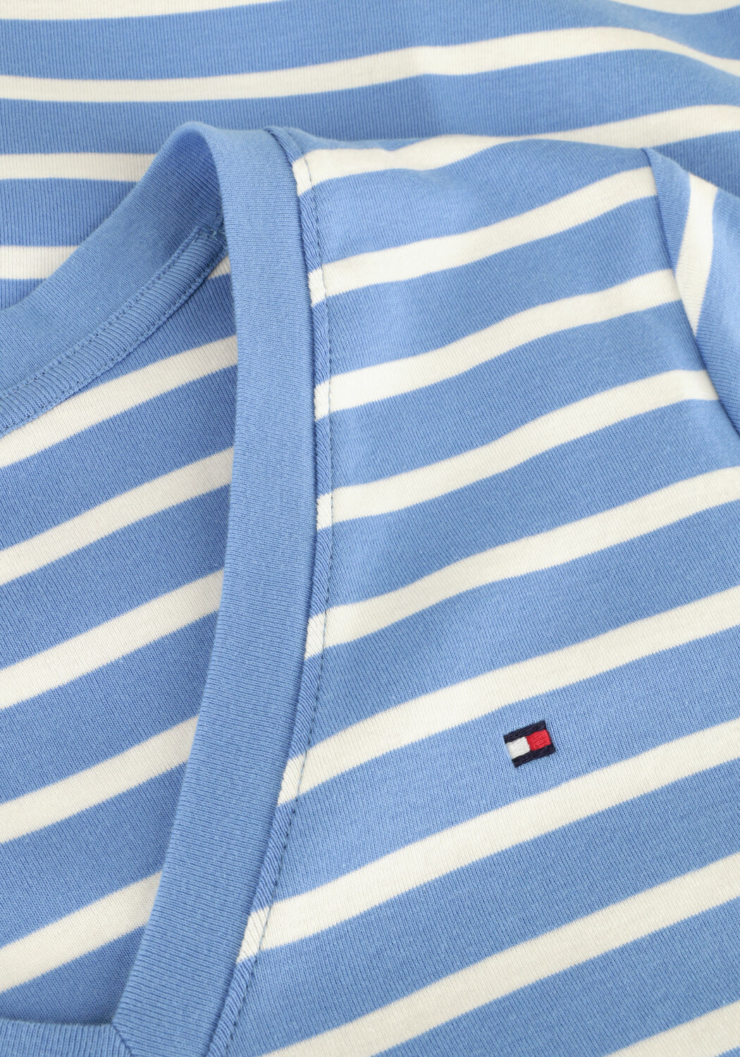 TOMMY HILFIGER T-shirt NEW SLIM CODY V-NECK SS Bleu clair - large