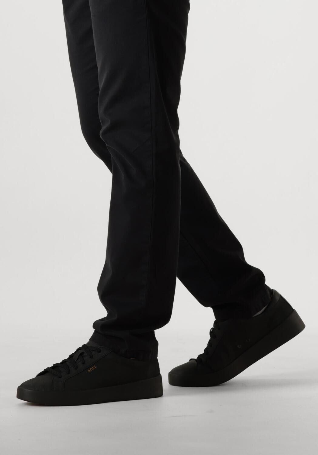 BOSS Baskets basses BELWAR_TENN en noir - large