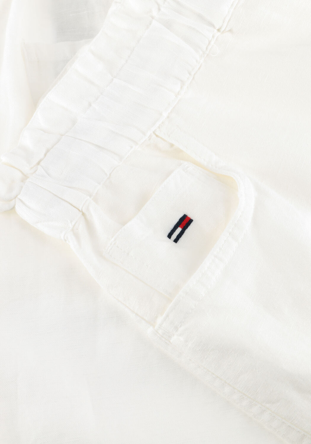 TOMMY JEANS Pantalon courte TJW ESSENTIAL LINEN SHORTS en blanc - large