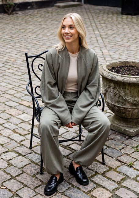 Taupe WITHBLACK Cargobroeken WBLANNA STRIPE TRACK PANT - large