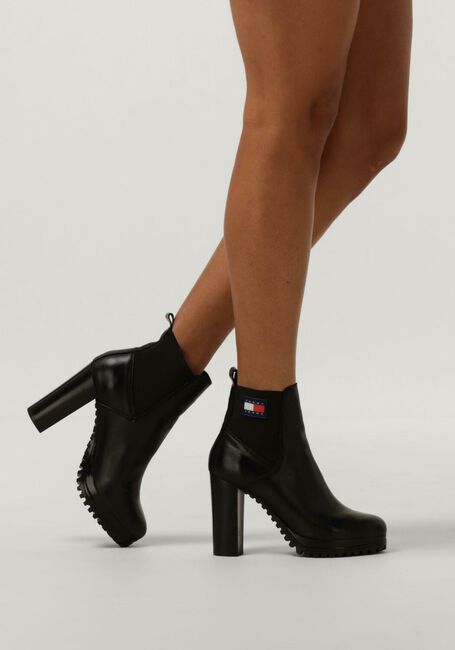 Zwarte TOMMY JEANS Enkellaarsjes TJW NEW ESS HIGH HEEL BOOT - large