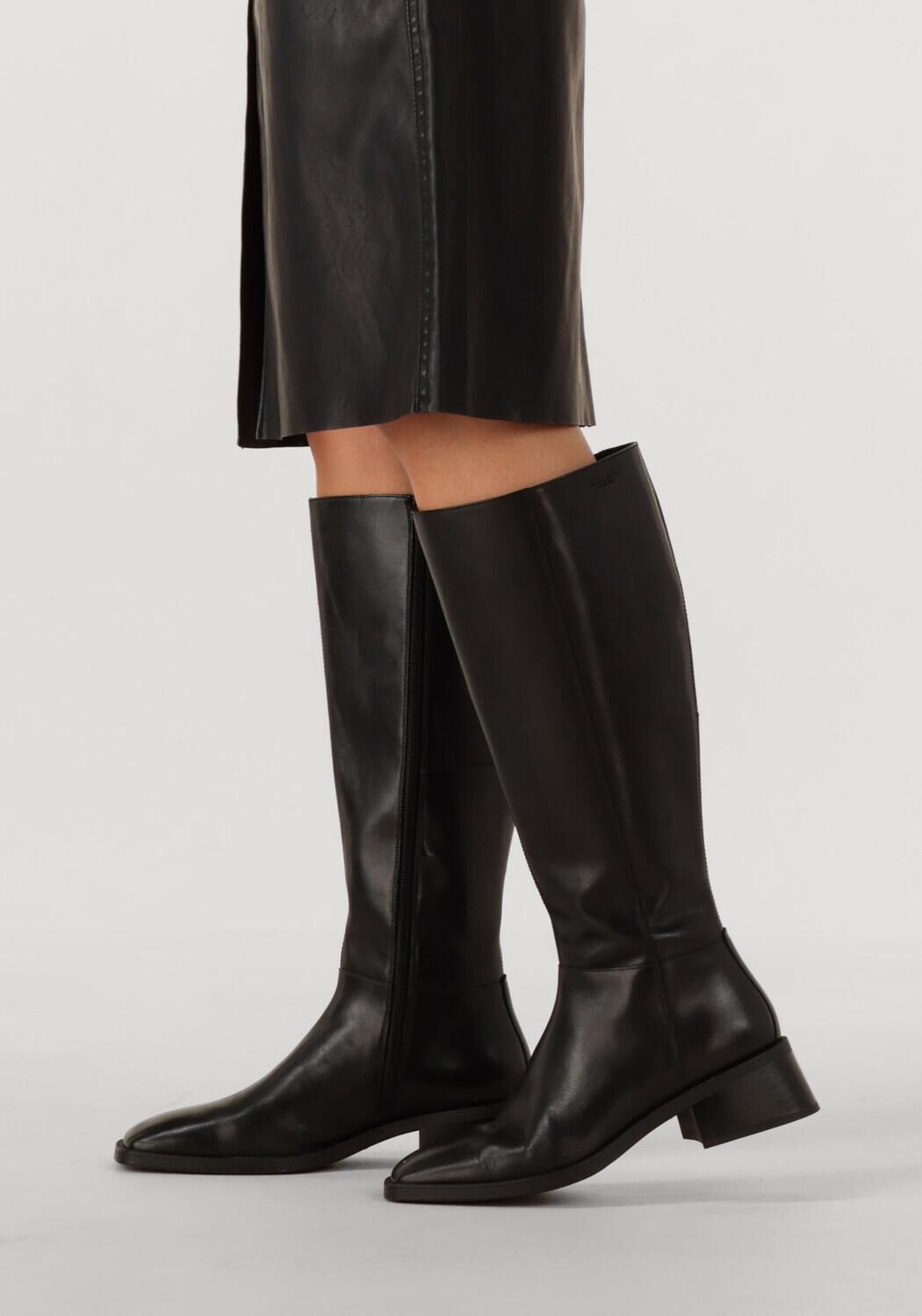 VAGABOND SHOEMAKERS Bottes hautes BLANCA 801 en noir - large