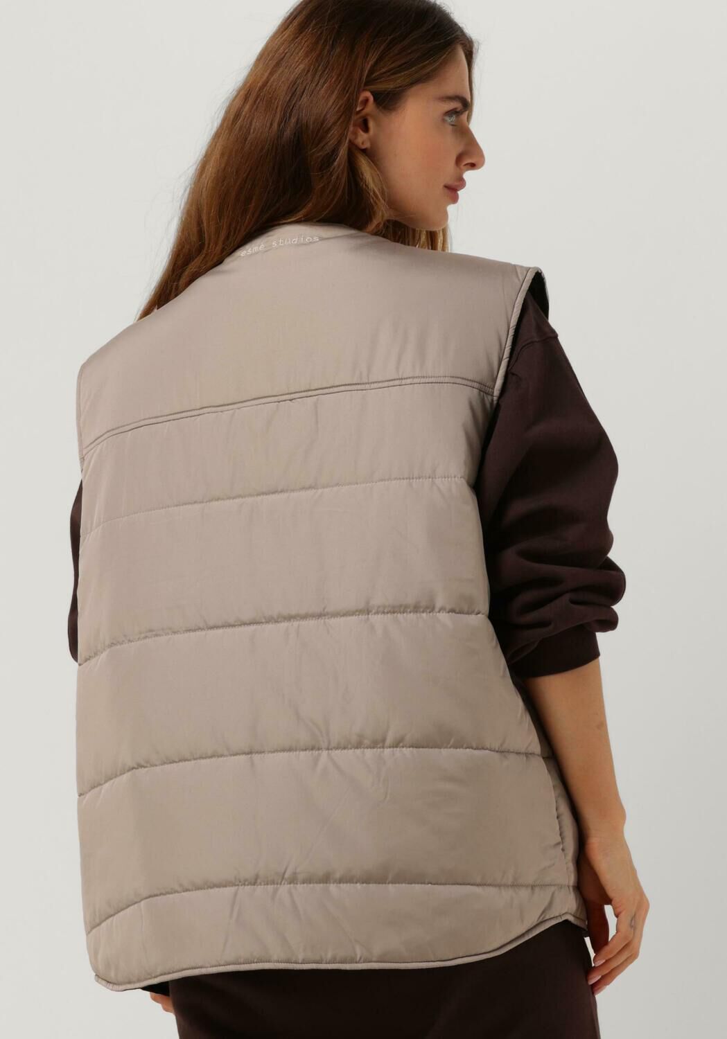 ESM&Eacute; STUDIOS Veste sans manches KINSLEY REVERSIBLE VEST en noir - large