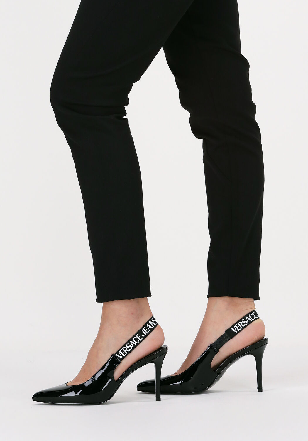 VERSACE JEANS Slingbacks SCARLETT DIS S52 en noir - large