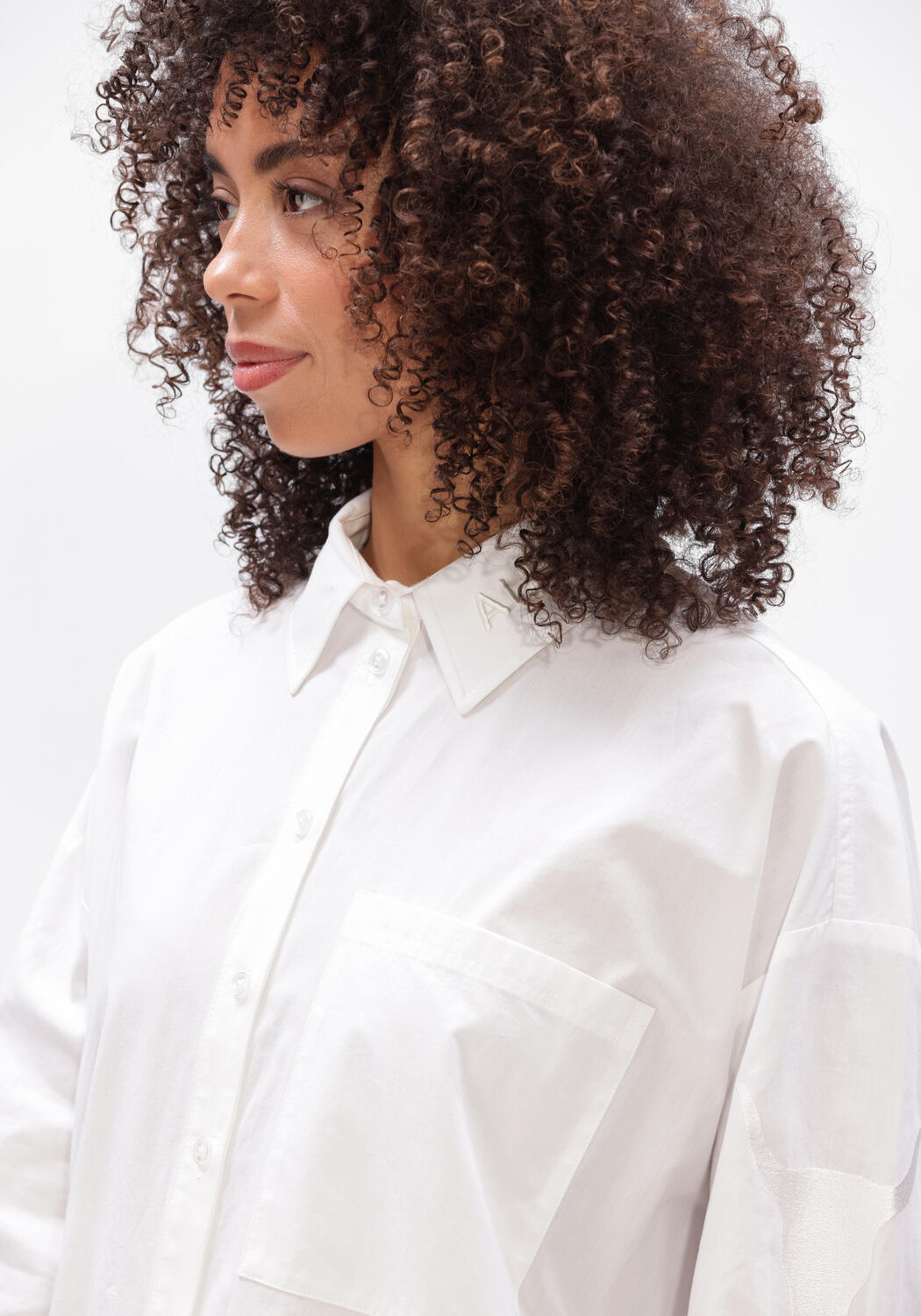 Witte ALIX THE LABEL  LADIES WOVEN OVERSIZED BLOUSE - large