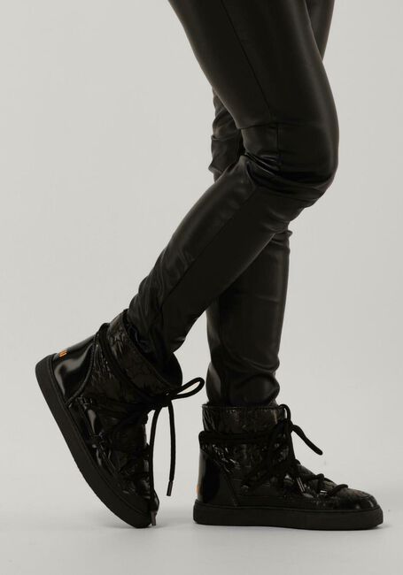 INUIKII Snowboots BOMBER STAR en noir - large