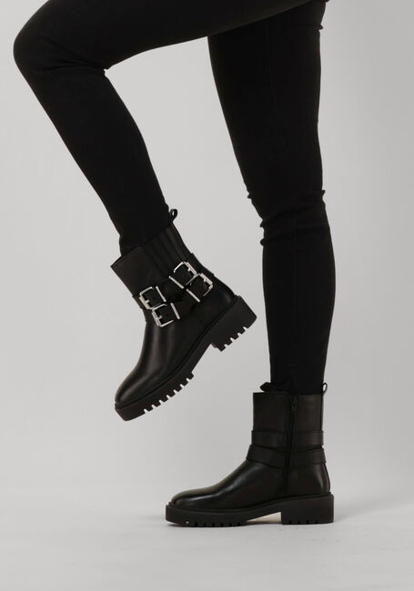 Zwarte OMODA  MILAR-15 - large