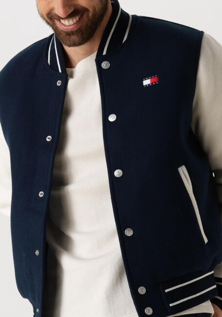 Donkerblauwe TOMMY JEANS Jack TJM WOOL BLEND VARSITY JKT EXT - large