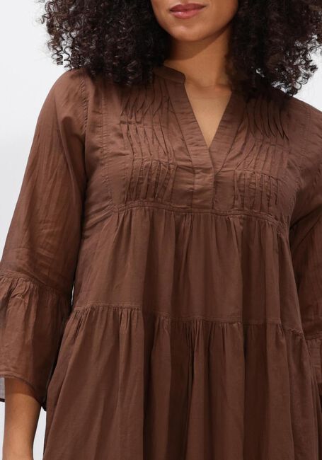 DEVOTION AMBER Robes en marron - large