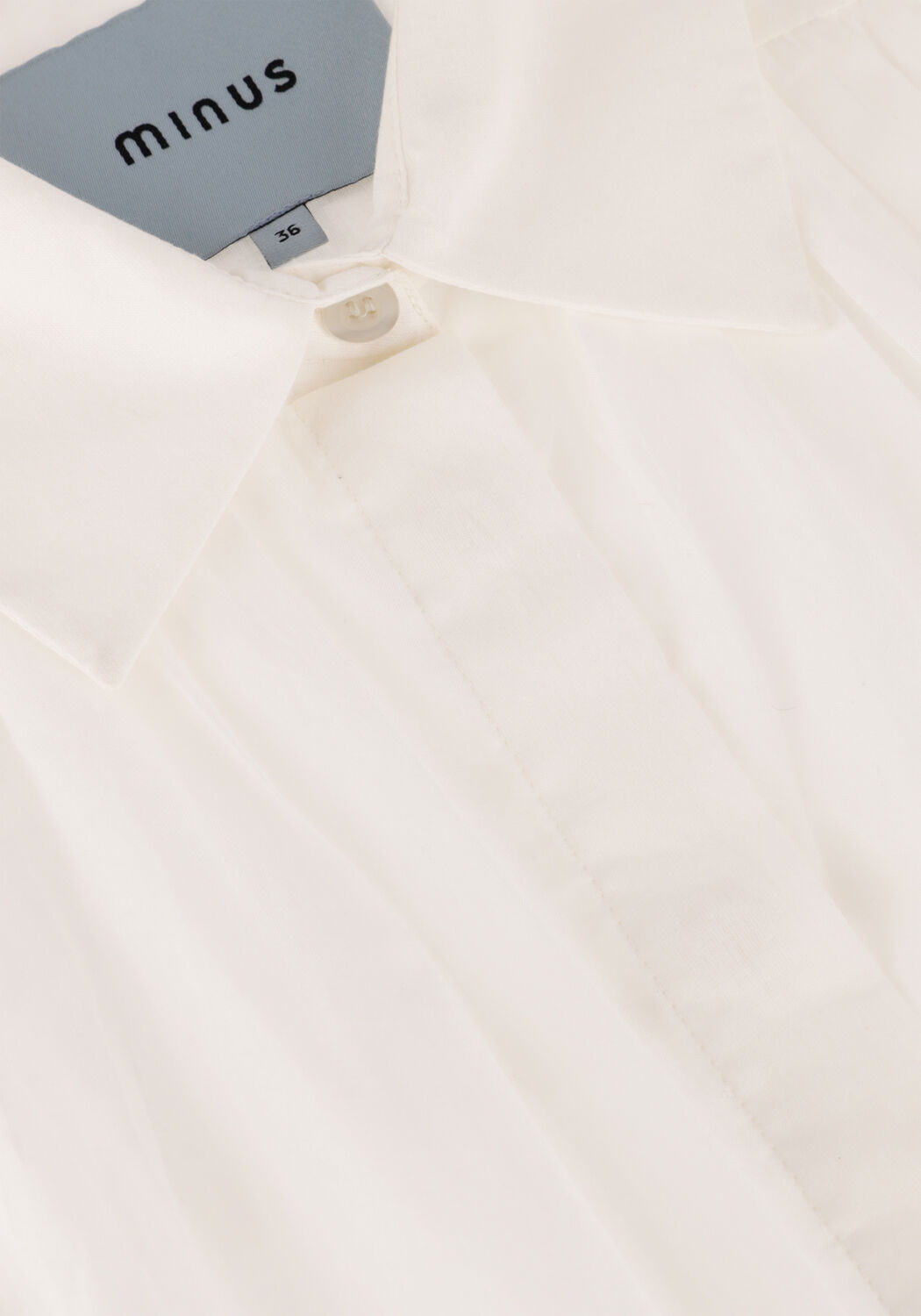 MINUS T-shirt SILIA SLEEVELESS TOP en blanc - large