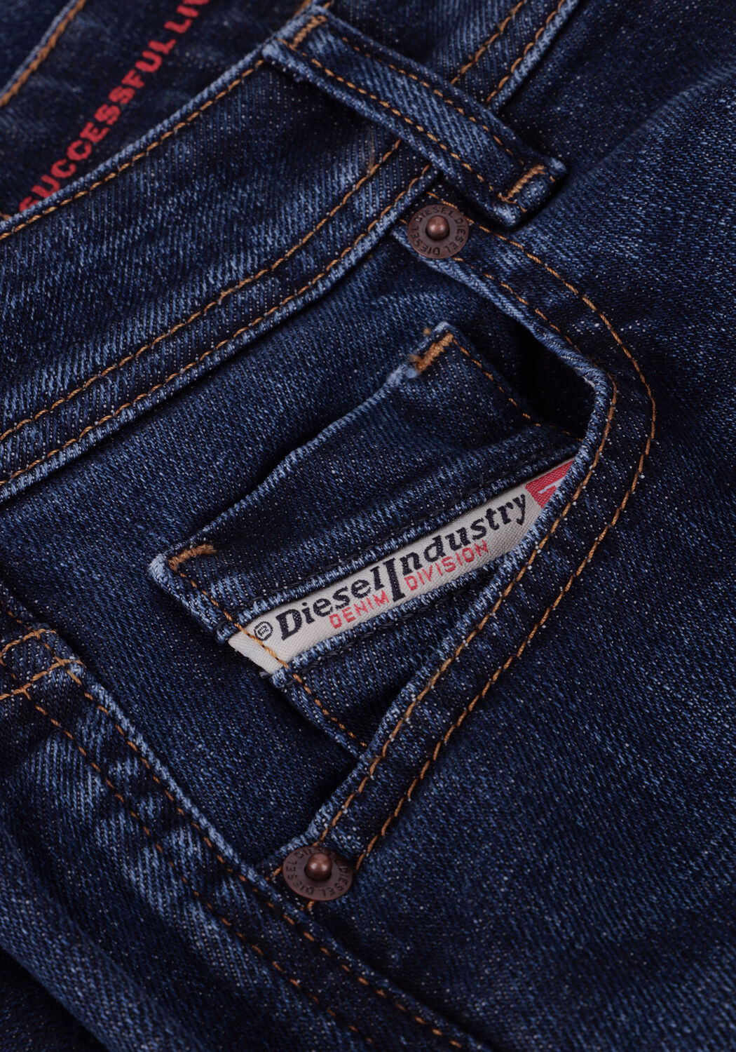 DIESEL Slim fit jeans 2004 en bleu - large